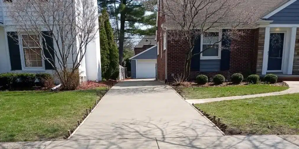 concrete-driveway concrete driveway